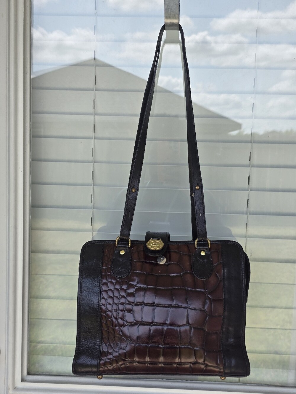 VTG Brahmin Brown Croc Embossed Leather Shoulder Bag Black Trim  Handbag 9x11
